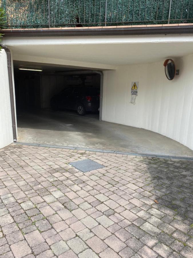 Ely Hause Apartment Calmasino ภายนอก รูปภาพ