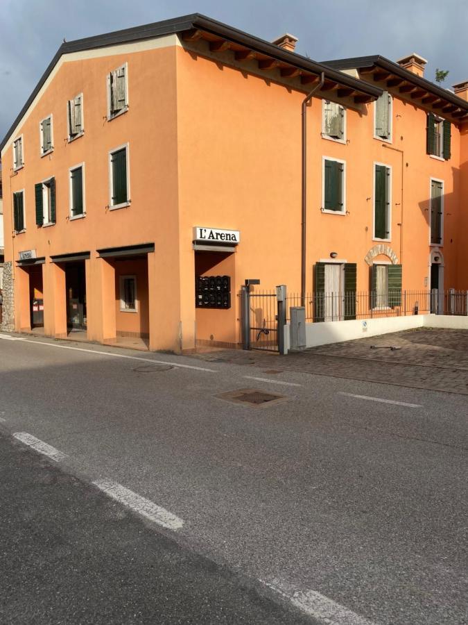 Ely Hause Apartment Calmasino ภายนอก รูปภาพ